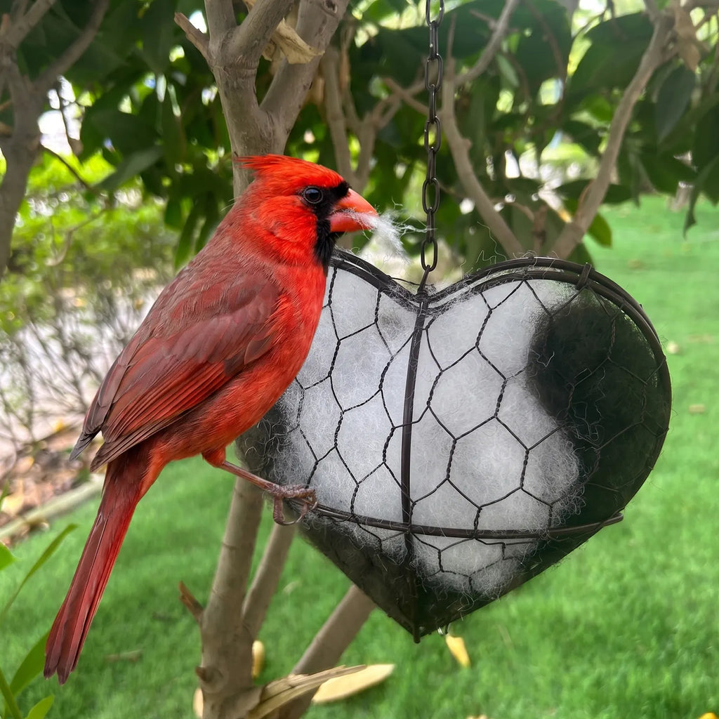 Handmade Bird Nesting Heart - Refillable Material Holder for Wild Birds,Perfect Outdoor Garden Dispenser, Ideal for Attracting Hummingbirds and Others,Eco-Friendly,Enhancing Nature Lover Gifts.